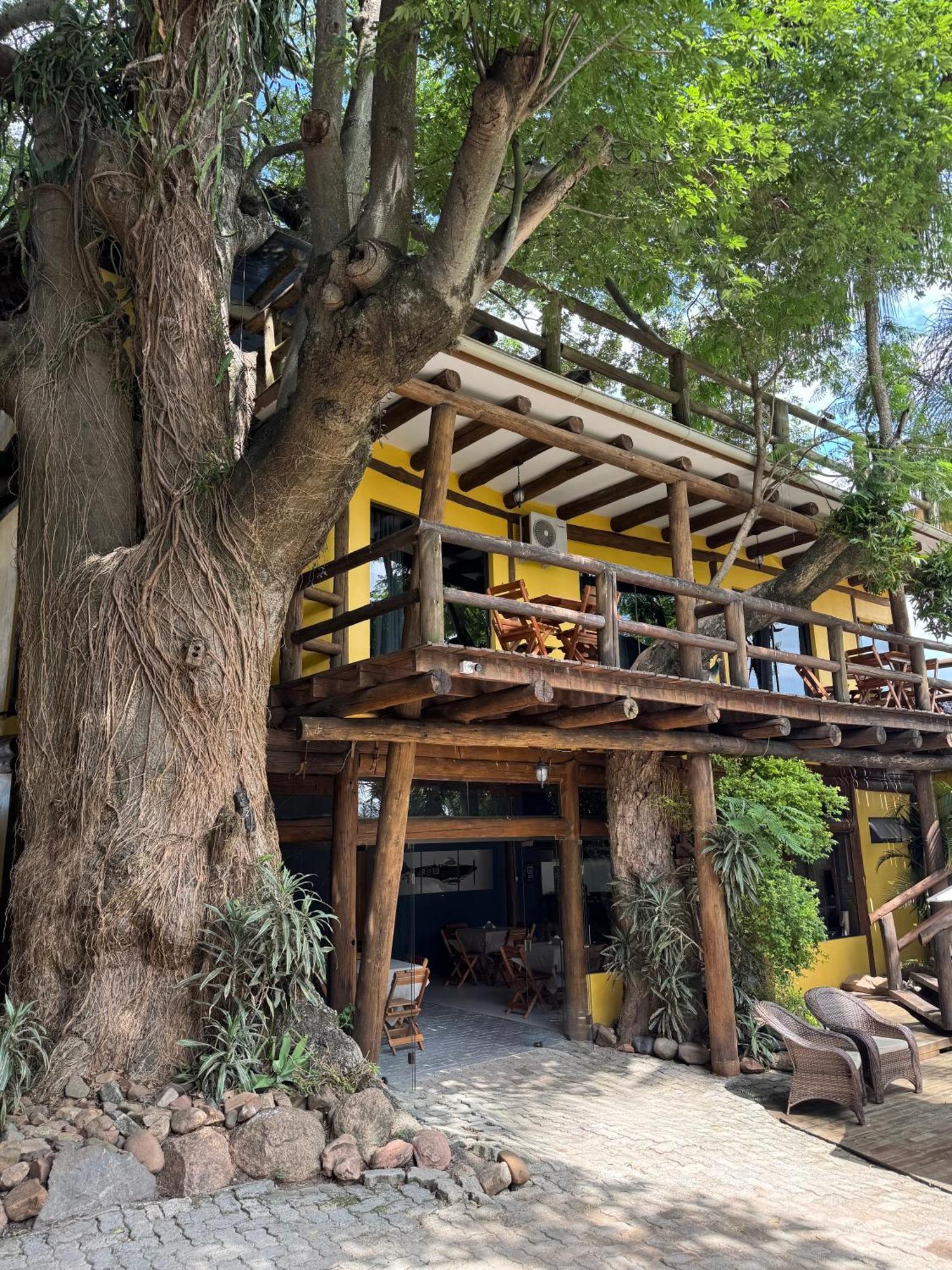 Pousada Familiar Casa Amarela São Gabriel Exteriör bild